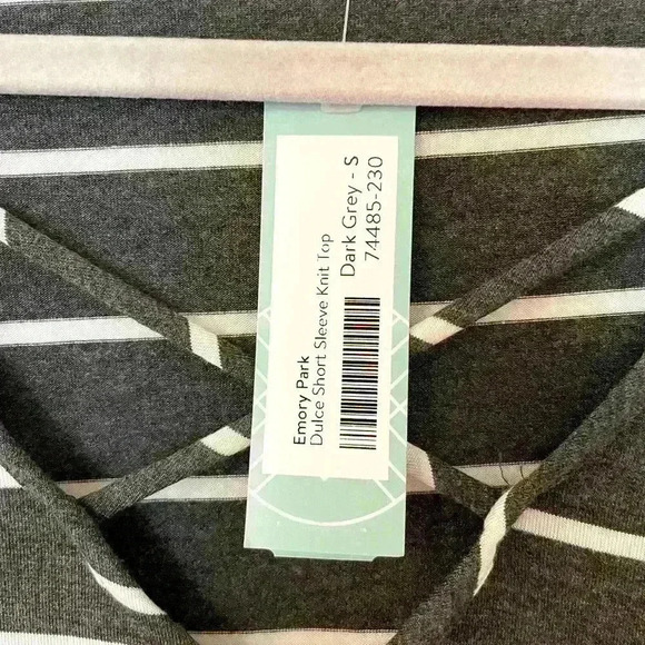NWT Emory Park Stitch Fix Small Top - Picture 3 of 6